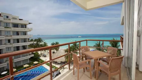 Ixchel Beach Hotel | Quintana Roo - Benito Juárez - Cancun (ve civarı) - Isla Mujeres