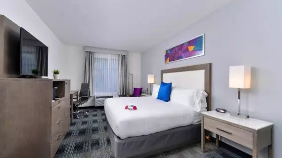 HOLIDAY INN EXPRESS & SUITES SAN DIEGO NE - HOTEL  CIRCLE | Kaliforniya - San Diego County - San Diego - Mission Valley