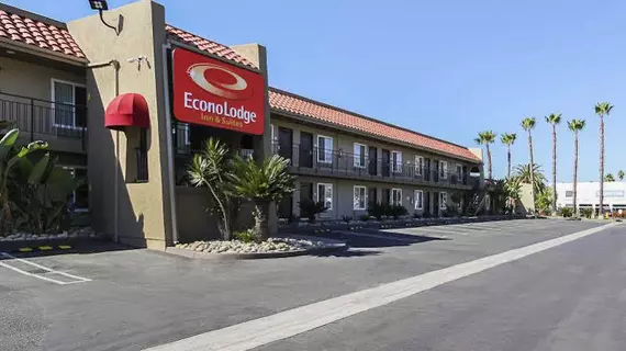 Econo Lodge Inn & Suites | Kaliforniya - San Diego County - Escondido