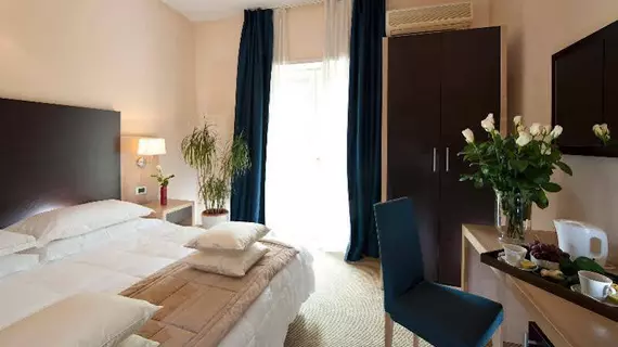 Hotel Club House Roma | Lazio - Roma (ve civarı) - Aurelio