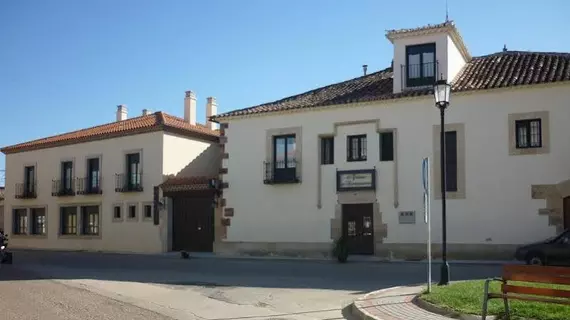 Palacio de Monfarracinos | Kastilya ve Leon - Zamora (vilayet) - Monfarracinos