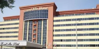 Grand Mir Hotel