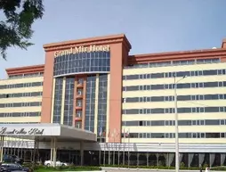 Grand Mir Hotel