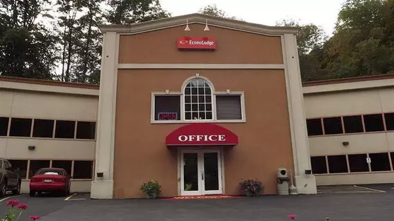 Econo Lodge Montpelier VT | Vermont - Stowe (ve civarı) - Montpelier