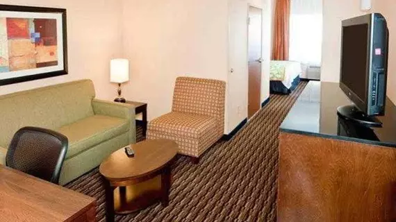 Fairfield Inn & Suites by Marriott San Francisco Airport | Kaliforniya - San Fransisko (ve civarı) - Millbrae