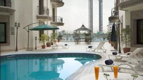 Al Waleed Palace Hotel Apartments - Oud Metha | Dubai - Dubai