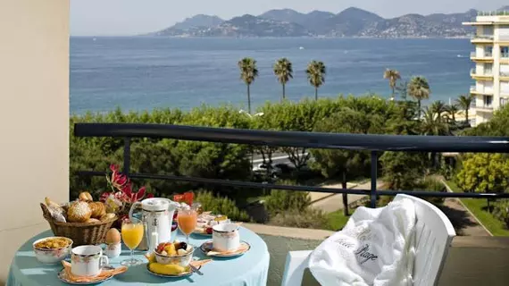 Hotel Belle Plage | Provence - Alpes - Cote d'Azur - Var - Cannes (ve civarı) - Cannes - Cannes Eski Kenti