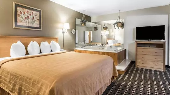 Quality Inn Mauston | Wisconsin - Wisconsin Dells (Wisconsin Vadileri) (ve civarı) - Mauston