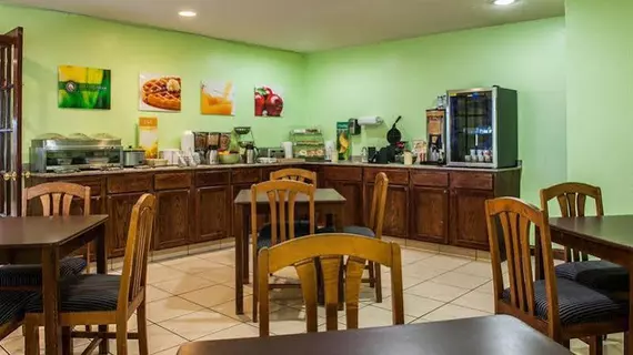 Quality Inn Columbia City | Indiana - Fort Wayne (ve civarı) - Columbia City