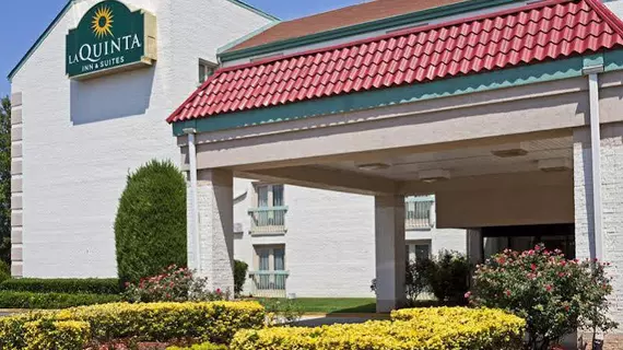 La Quinta Inn & Suites Atlanta Airport | Georgia - Atlanta (ve civarı) - College Park