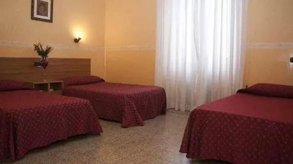 Casa La Salle Guest House | Lazio - Roma (ve civarı) - Aurelio