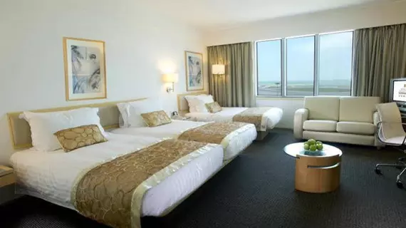 Regal Airport Hotel | Hong Kong - Lantau - Chek Lap Kok