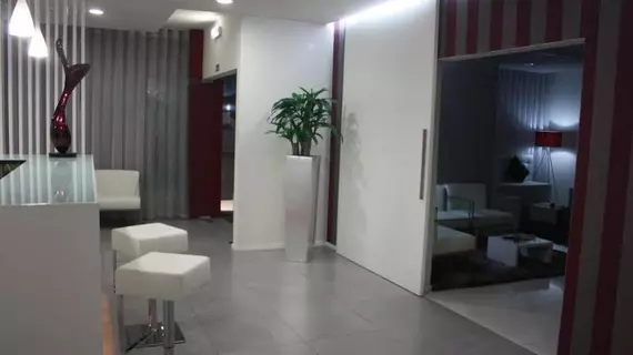 Dom Joao Hotel | Centro - Santarem Bölgesi - Entroncamento