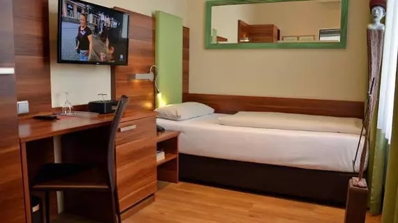 arthotel munich | Bavyera - Münih (ve civarı) - Ludwigsvorstadt-Isarvorstadt - St. Paul