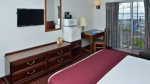 Rodeway Inn & Suites | Oregon - Oregon Coast - Lincoln City