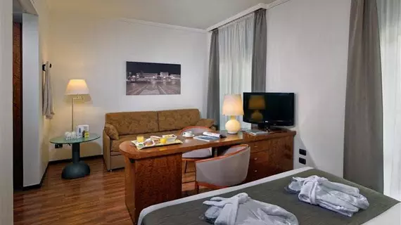 Best Western Hotel City | Lombardy - Milano (ve civarı) - Milano - Merkez İstasyonu