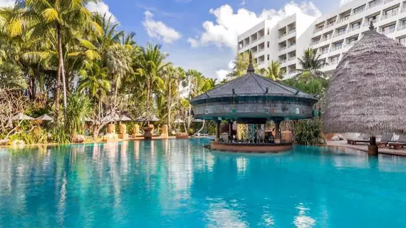 Movenpick Resort and Spa Karon Beach Phuket | Phuket (ve civarı) - Thalang