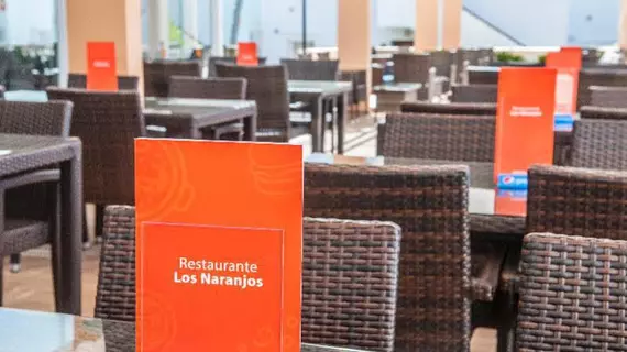 Los Naranjos | Balearic Adaları - Menorca - Sant Lluis