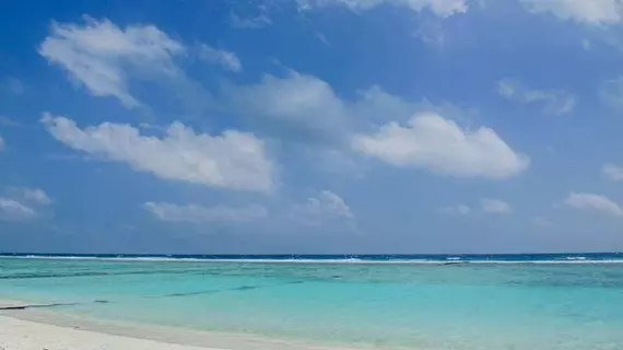 Season Holidays | Maldivler - Kaafu Atoll - Hulhumalé Adası