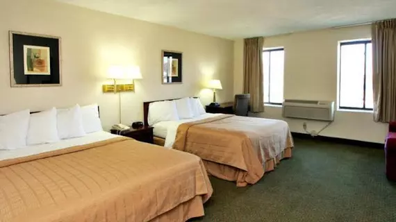 Quality Inn Waynesboro | Virginia - Staunton (ve civarı) - Waynesboro