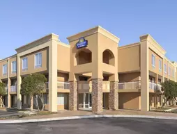 Days Inn and Suites Greenville | Güney Karolayna - Greenville - Spartanburg (ve civarı) - Greenville