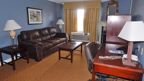 Richmond Suites Hotel | Louisiana - Lake Charles (ve civarı) - Lake Charles