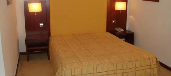 Hotel Samasa Fundao | Centro - Castelo Branco Bölgesi - Fundao