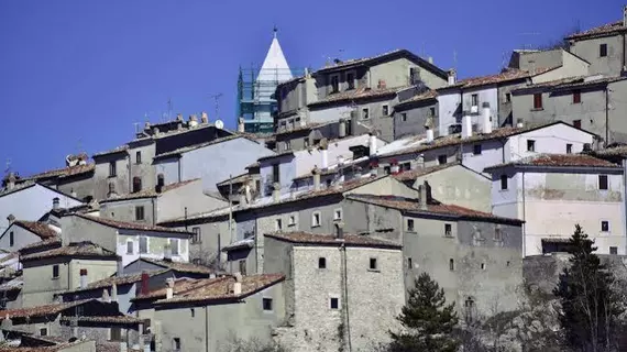 Robur Marsorum | Abruzzo - L'Aquila (il) - Rocca di Mezzo