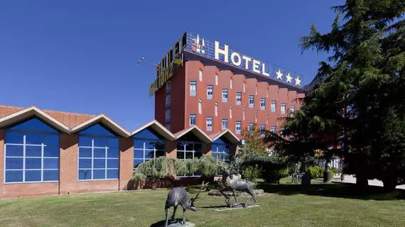 Sercotel Hotel Ciudad de Burgos | Kastilya ve Leon - Burgos İli - Alfoz de Burgos - Rubena