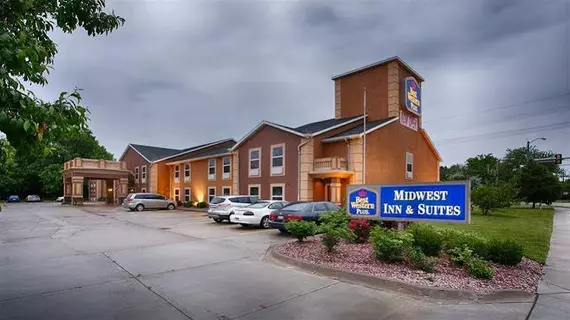 Best Western Plus Midwest Inn & Suites | Kansas - Salina (ve civarı) - Salina