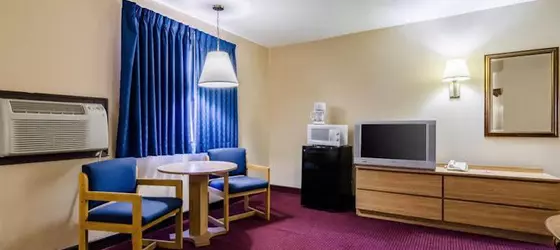 Econo Lodge Junction City | Kansas - Grandview Plaza