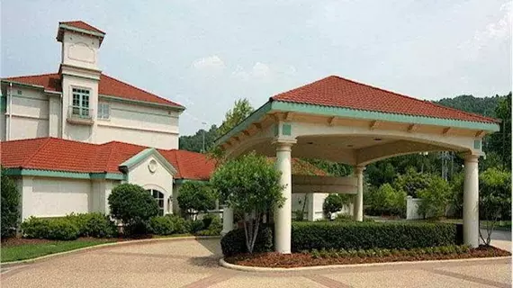 La Quinta Inn & Suites Birmingham Hoover | Alabama - Birmingham (ve civarı) - Bessemer - Hoover