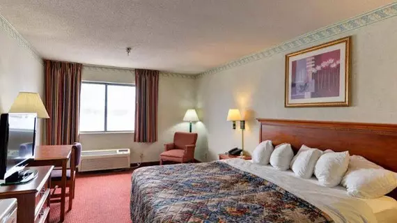 Days Inn Martinsburg | Batı Virginia - Martinsburg (ve civarı) - Martinsburg