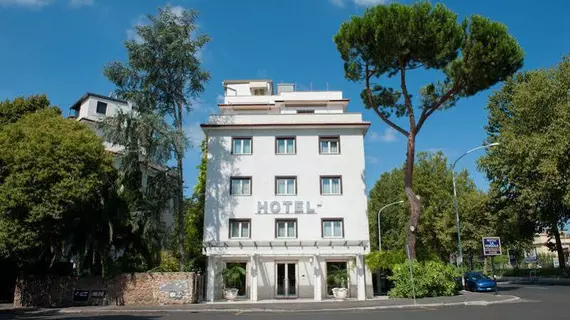 Hotel La Pergola | Lazio - Roma (ve civarı) - Monte Sacro