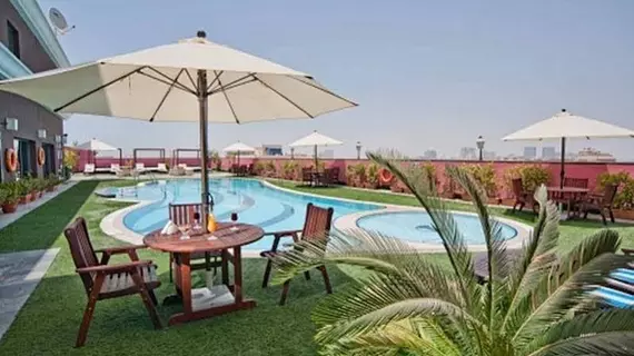 Ascot Hotel | Dubai - Dubai