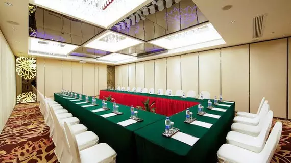 Hotel Equatorial Shanghai | Şanghay (ve civarı) - Şangay