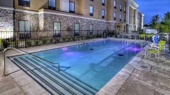 Hampton Inn and Suites Ada | Oklahoma - Ada