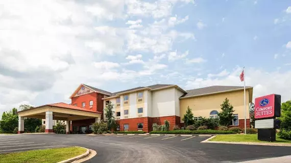 Comfort Suites Batesville | Arkansas - Batesville