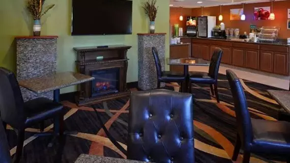 Quality Inn | Wisconsin - Appleton