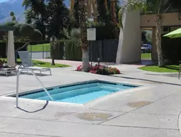 Travelodge by Wyndham Palm Springs | Kaliforniya - Imperial County - Palm Springs (ve civarı) - Palm Springs