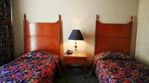 Hotel Suites Bernini | Jalisco - Guadalajara (ve civarı) - Guadalajara