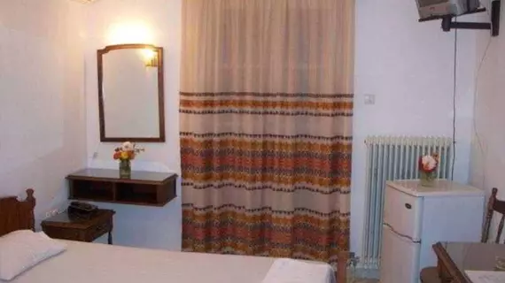 Adonis Hotel | Ege Adaları - Naxos