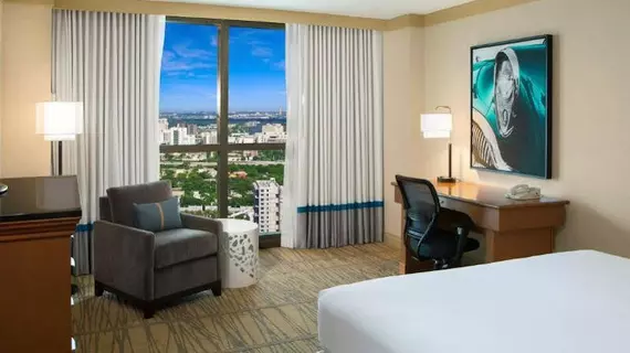 DoubleTree by Hilton and Miami Airport Convention Center | Florida - Miami (ve civarı) - Miami