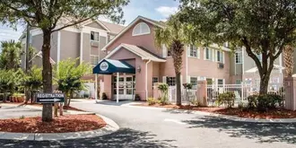 Suburban Extended Stay Hilton Head