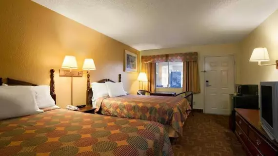 Days Inn Airport Nashville East | Tennessee - Nashville-Davidson - Nashville (ve civarı) - Nashville