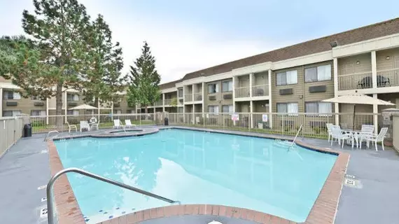 Ramada Kent Seattle Area | Washington - Seattle (ve dolayları) - Kent