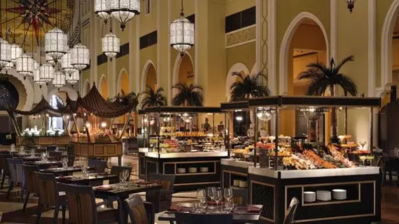 Mövenpick Hotel Ibn Battuta Gate | Dubai - Dubai