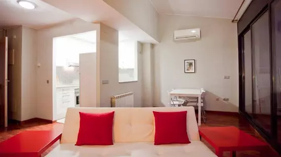 Girona Central Suites | Katalonya - Girona İli - Gironès - Girona - Eixample