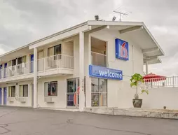 Motel 6 Portland Central | Oregon - Portland (ve civarı) - Portland