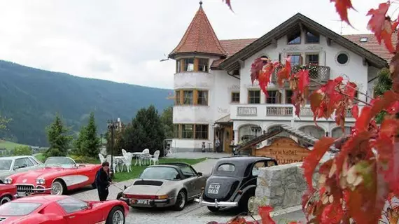 Turm Hotel Gschwendt | Trentino-Alto Adige - Güney Tirol (il) - Valle di Casies